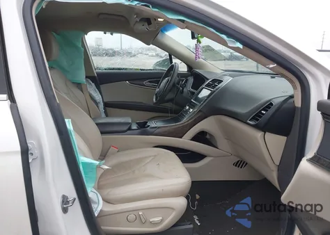 2019 Lincoln Nautilus Select z USA, uszkodzony, nr VIN 2LMPJ8K9XKBL16755